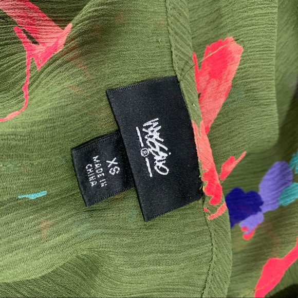 3/$15, 4/$20 Sheer Green Floral Blouse - Picture 4 of 4